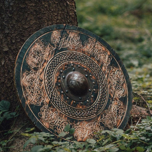 Escudo vikingo con obra de arte de draco nórdico tallado, 24" 